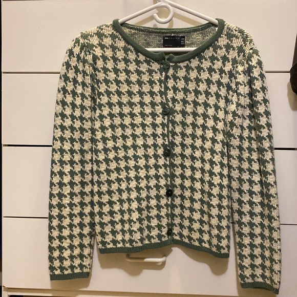 AS SEEN ON VOGUE.com - Picture 2 of 2